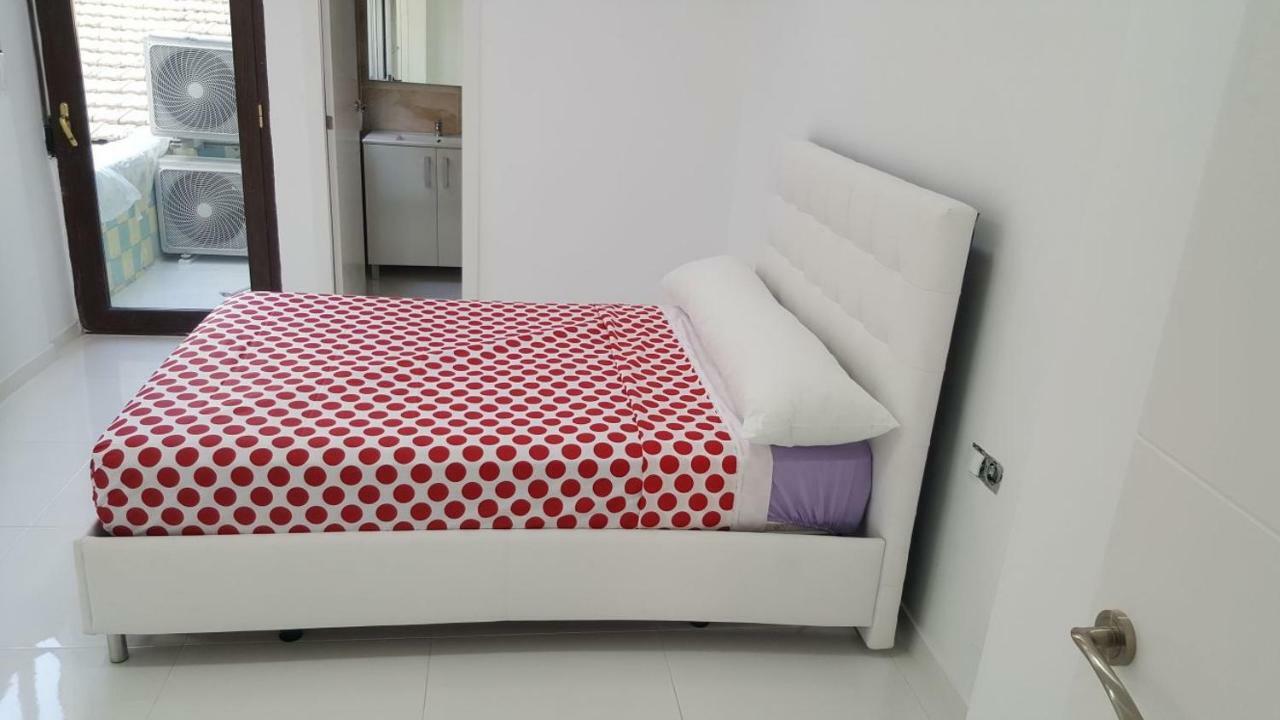 White Apartment Alicante Zewnętrze zdjęcie