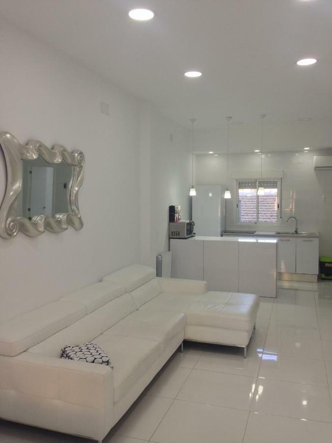 White Apartment Alicante Zewnętrze zdjęcie